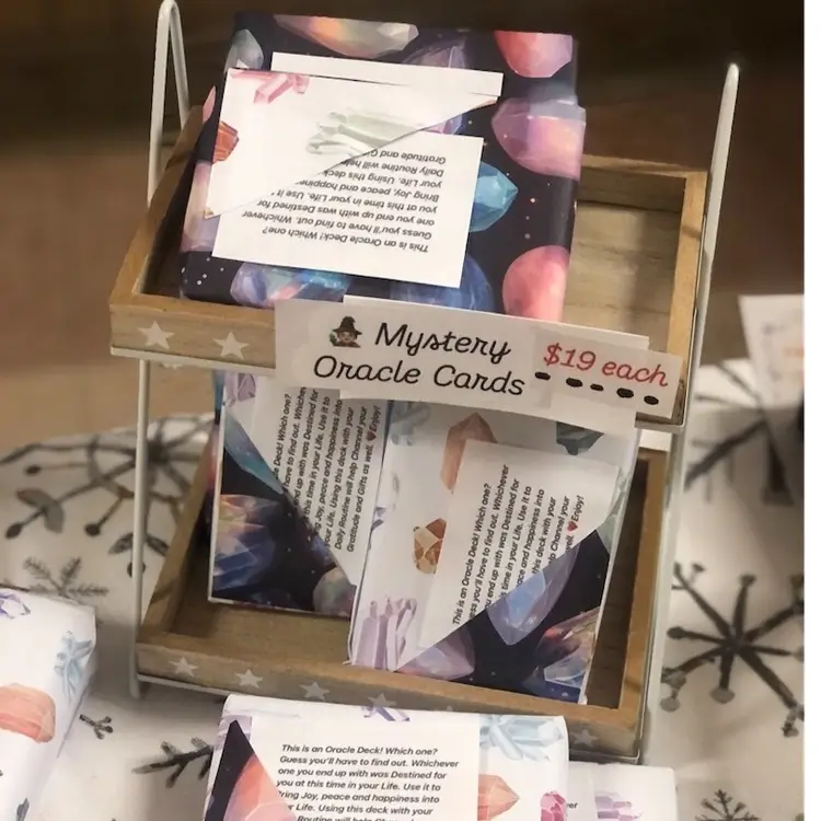 1 (Crystal Wrapping Paper) Wrapped Mystery 🫶🏻Oracle Card Deck