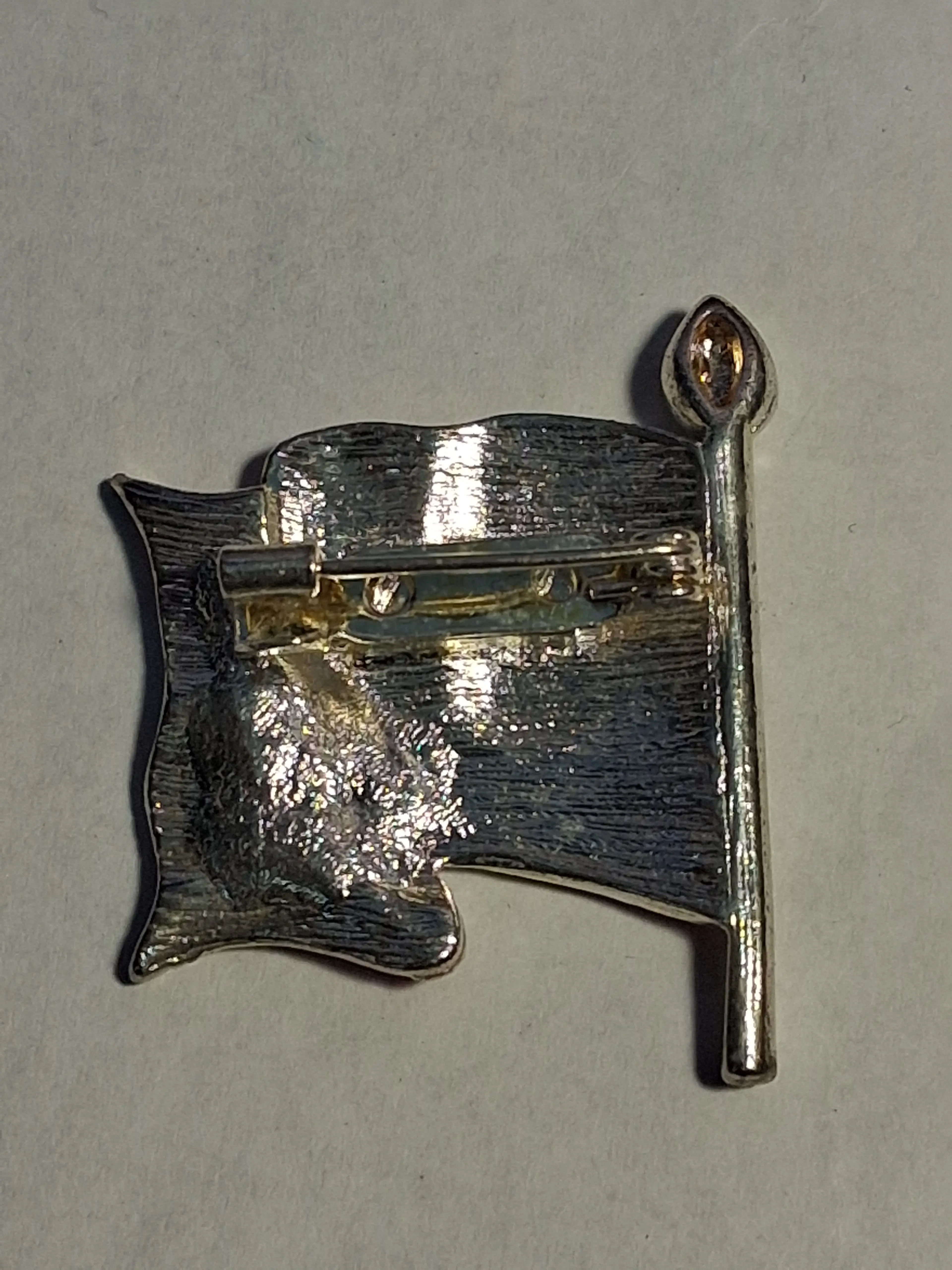 Image 3 of 3