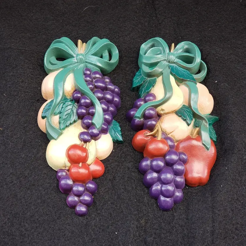 Burwood Products Hanging Fruits Wall Plaques (set of 2) USA 8 1/2" Vintage