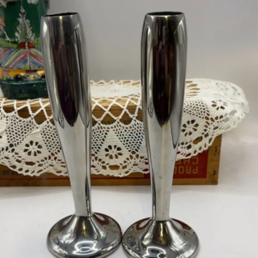 Pair Bud Vases Or Candleholders