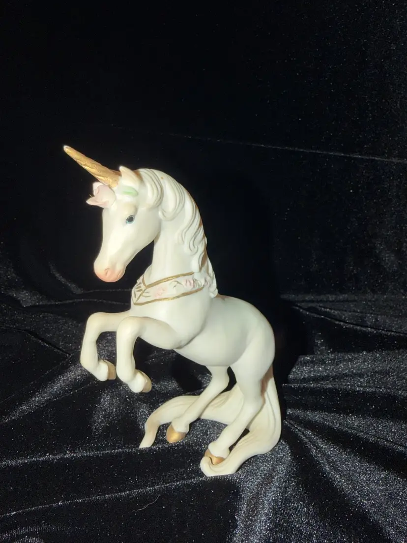 Lefton 1987 Rearing Unicorn Figurine