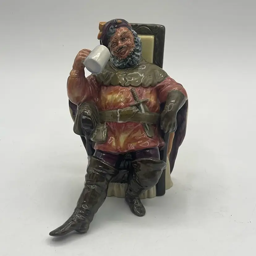 Royal Doulton the foaming court, figure 5.5 inches tall