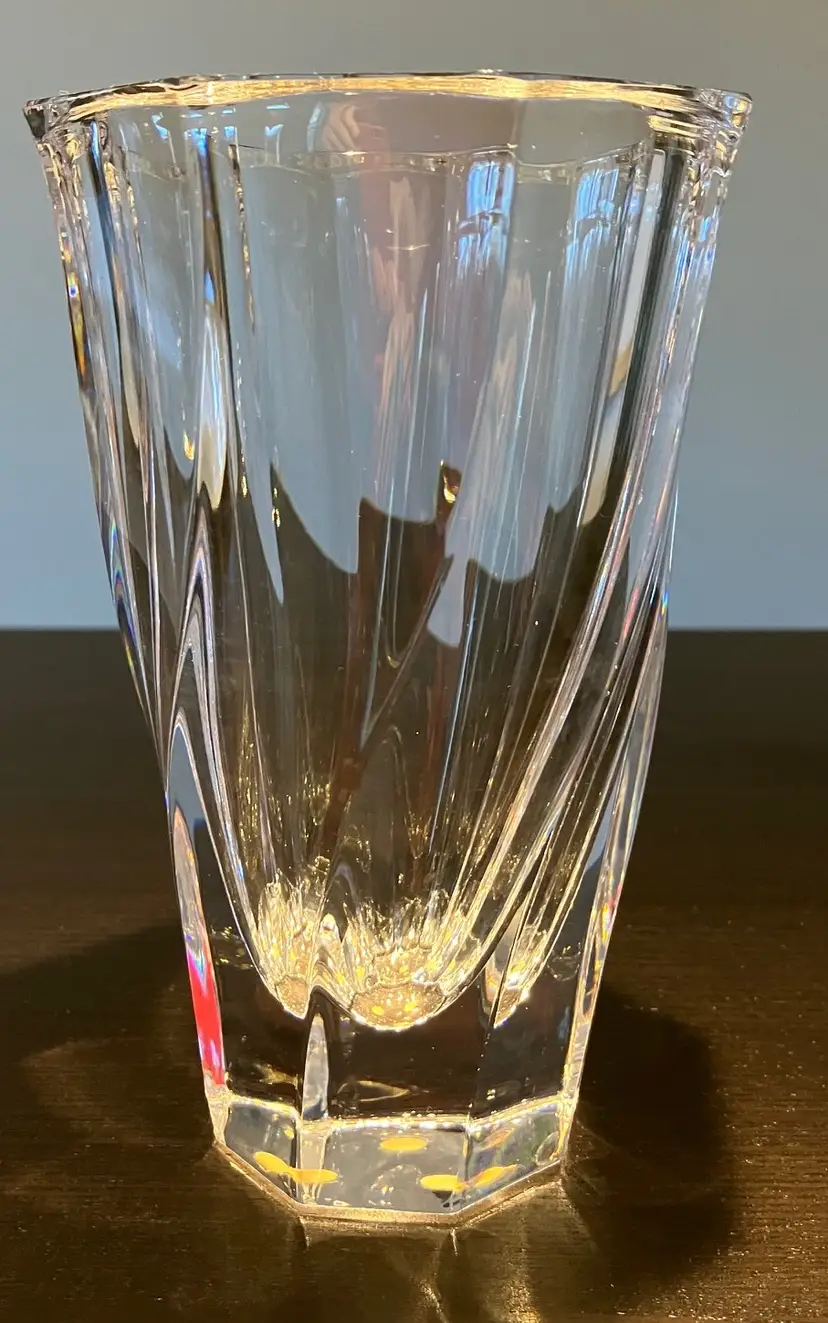 Orrefers Residence Swirl Design Lead Crystal Vase 6" Tall Signed