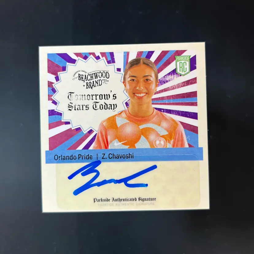 Zara Chavoshi 2025 Beachwood Brand Mini Autograph /25 Soccer Card