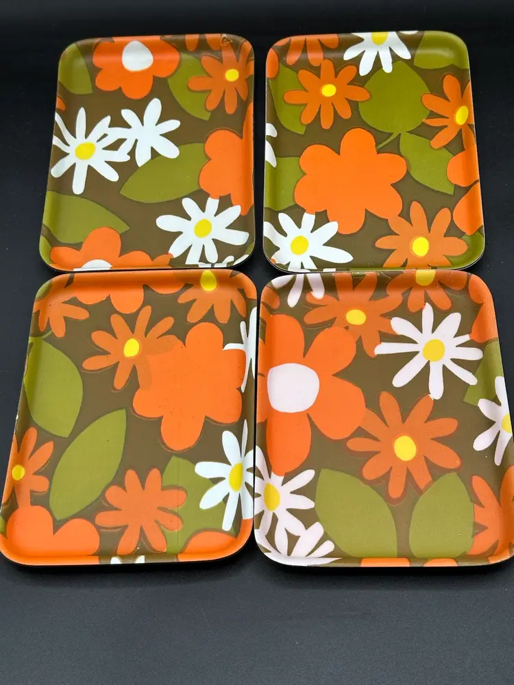 4 Vintage Plastic Trays, each 8.25 x 5.25 Groovy Plower Power