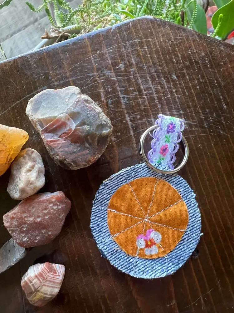 Boop flower ! Gold & teal