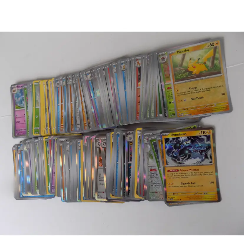 NICE COLLECTION OF 175 POKEMON CARDS MOSTLY FOIL CARDS