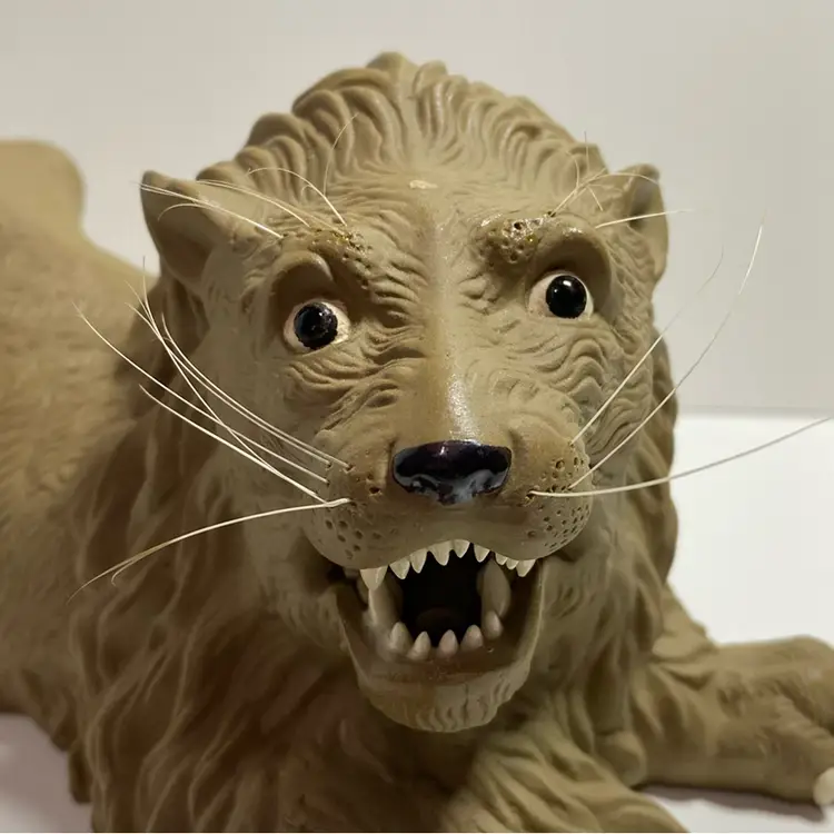 Vintage Clay Medium Size Lion With Very Realistic Features Such As Teeth And Filament Whiskers.