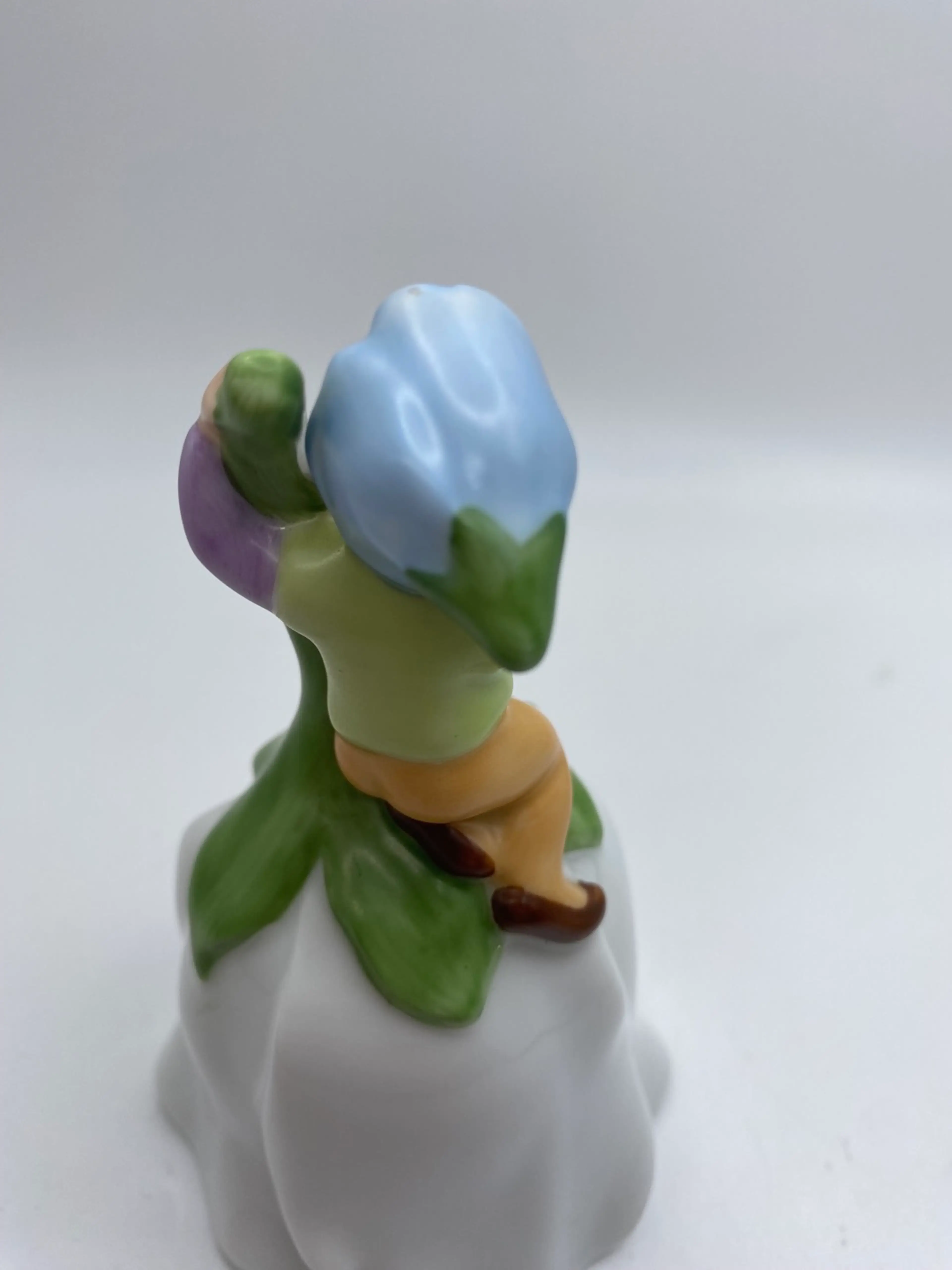 Image 4 of 5