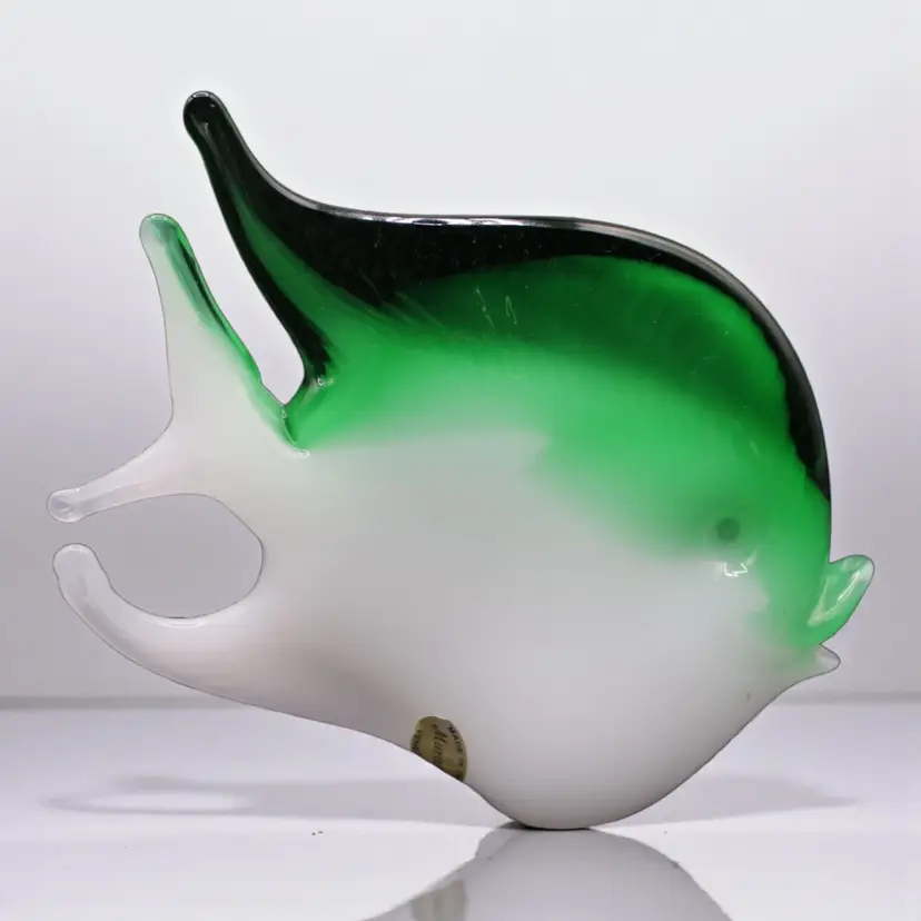 Murano Italy Art Glass Green White Cased Fish Figurine 5 3/4” Tall