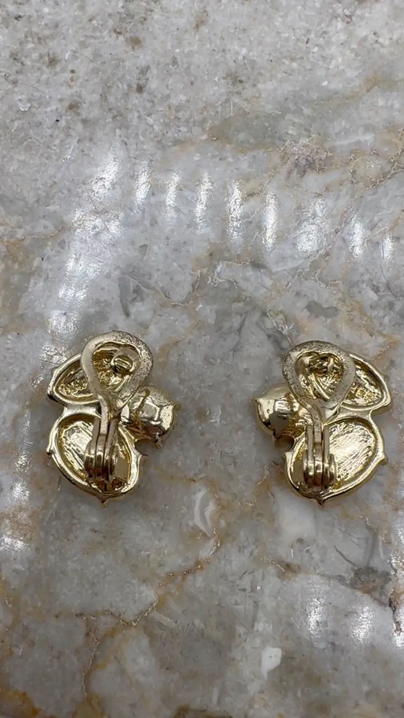Vintage Signed Napier E-Z Comfort Clip-on Earrings