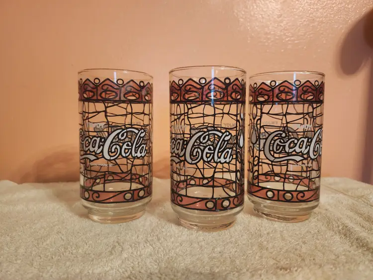 Set Of 3 vintage Coca-Cola stain glass drinking glasses