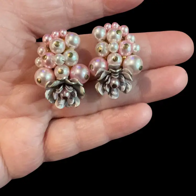 Gorgeous Vintage Goldtone Multi Color “ Soft Pink & Light Champagne”Faux Pearl  Half Moon Shape Clip Earring With A Soft Very Light Purple Floral Flower.