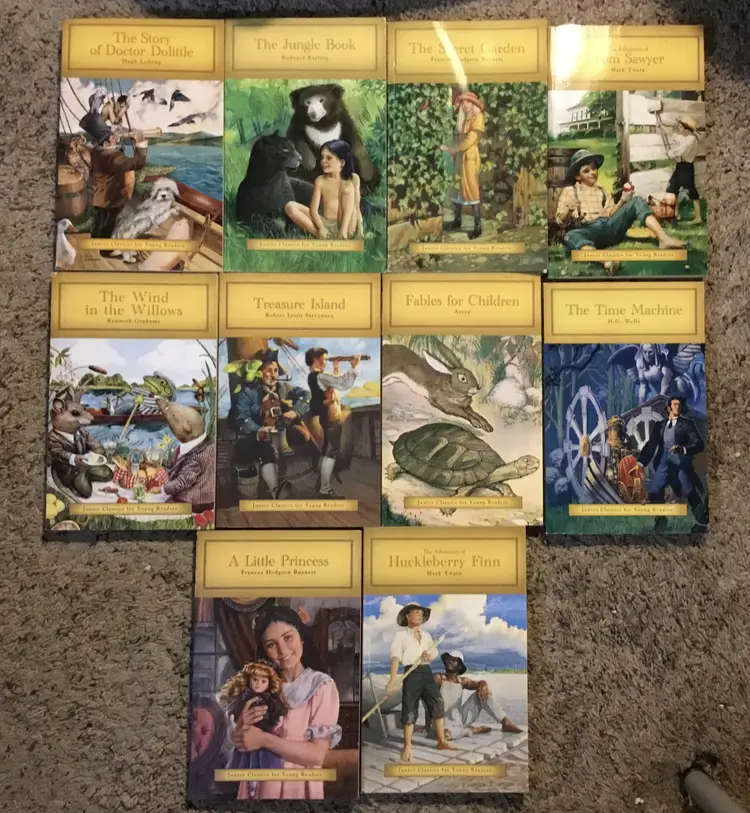 Books, Junior Classics, set of 10, age 7+, paperback, Dalmatian Press 2011- 2012