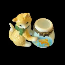 Miniature Cat w/ Goldfish “bowl” Trinket Box | 2” *read
