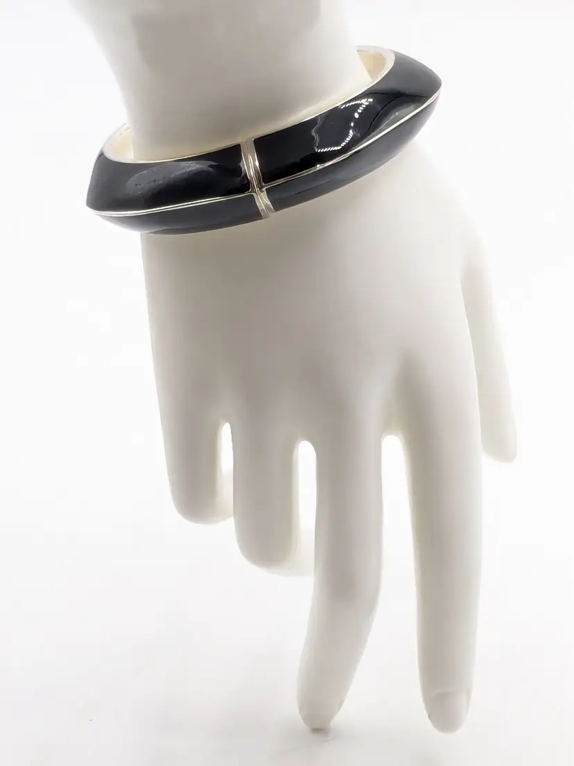 Premiere Designs Black Enamel Silver Tone Hinged Bangle Bracelet NWOT