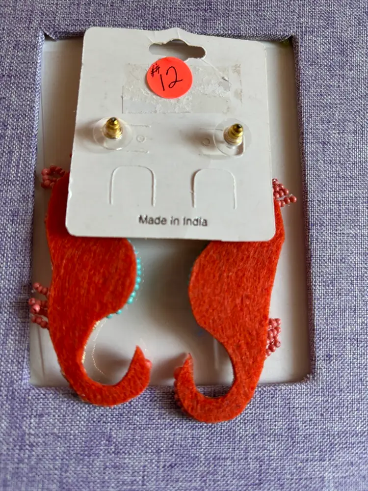 Beaded Seahorse Earrings New
