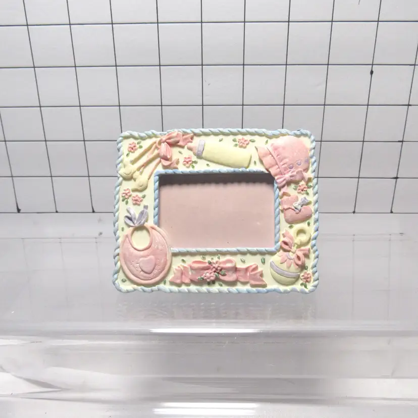 Resin Baby Nursery Picture Frame 4"x3"