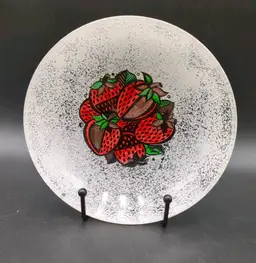 Vintage GEORGES BRIARD Dish Plate Bowl Frosted Strawberry Signed 7"