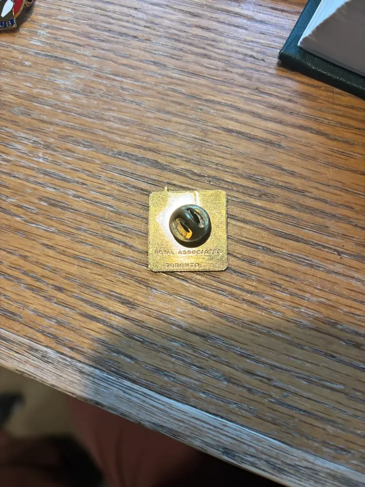 TORONTO METRO FOOTBALL CLUB PIN