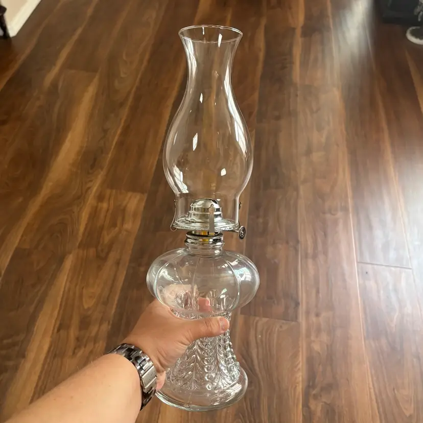 🐇Vintage 1985 Lamplight Farms Austria Glass Oil Lamp