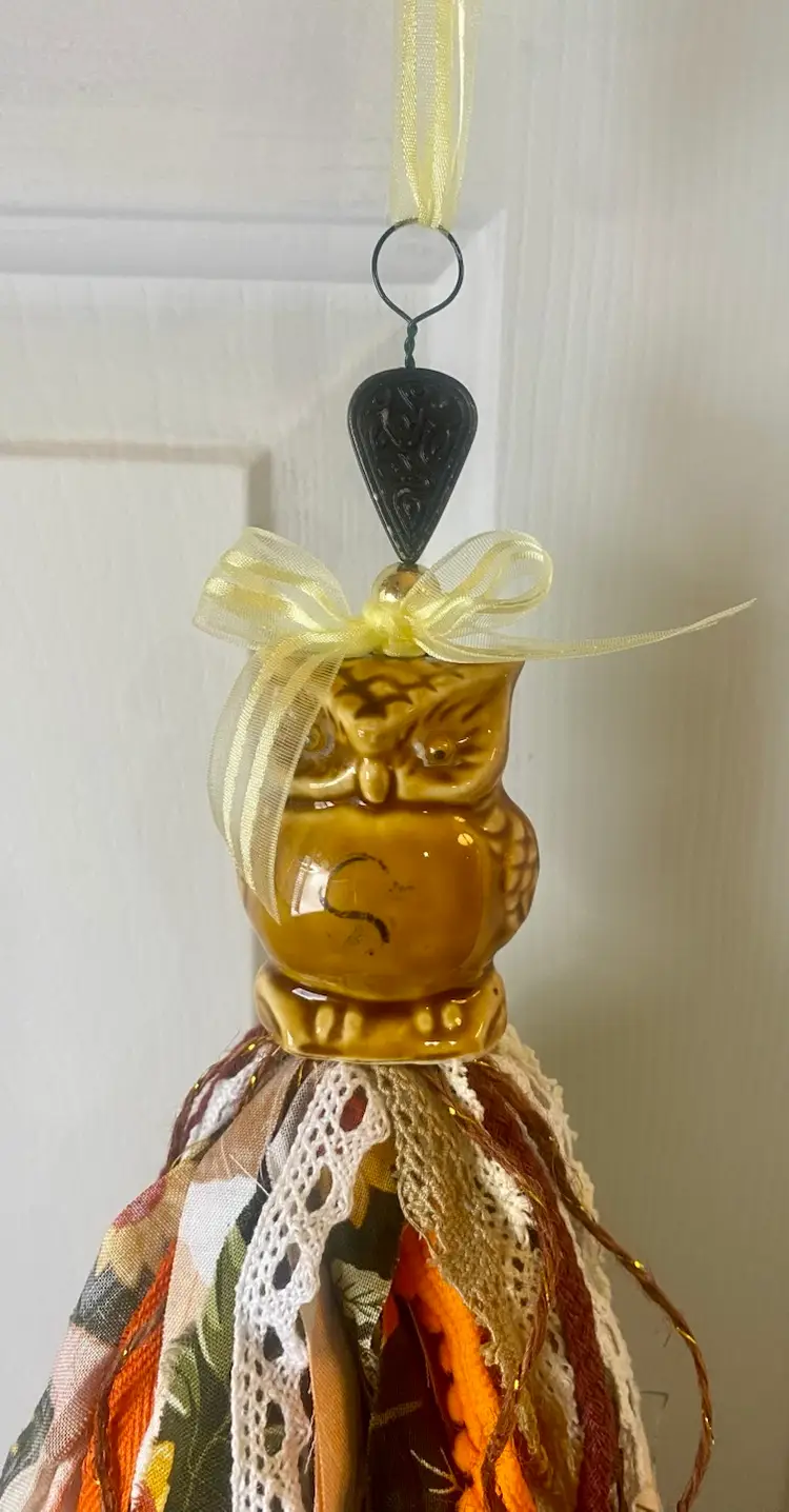 Vintage Owl Salt Shaker Tassel