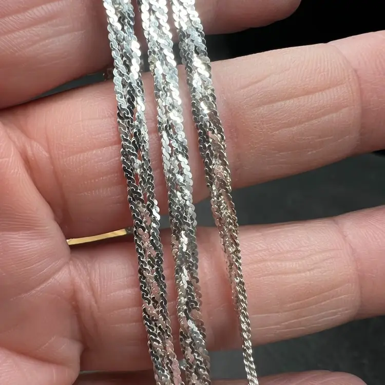 #275A Beautiful Vintage 24” X 4mm Stamped  925 Italy Sterling Silver 5 Strand Braided ‘S’ Link/Serpentine Necklace Lobster Claw Clasp
Weighs 10 Grams