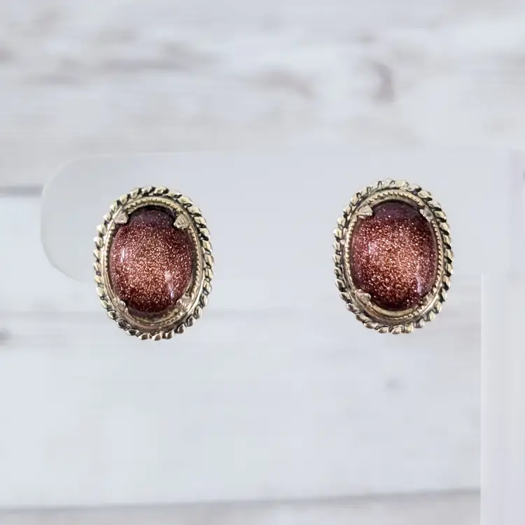 Vintage Screw On Earrings Statement Regal Gold Tone & Coppery Tone Center