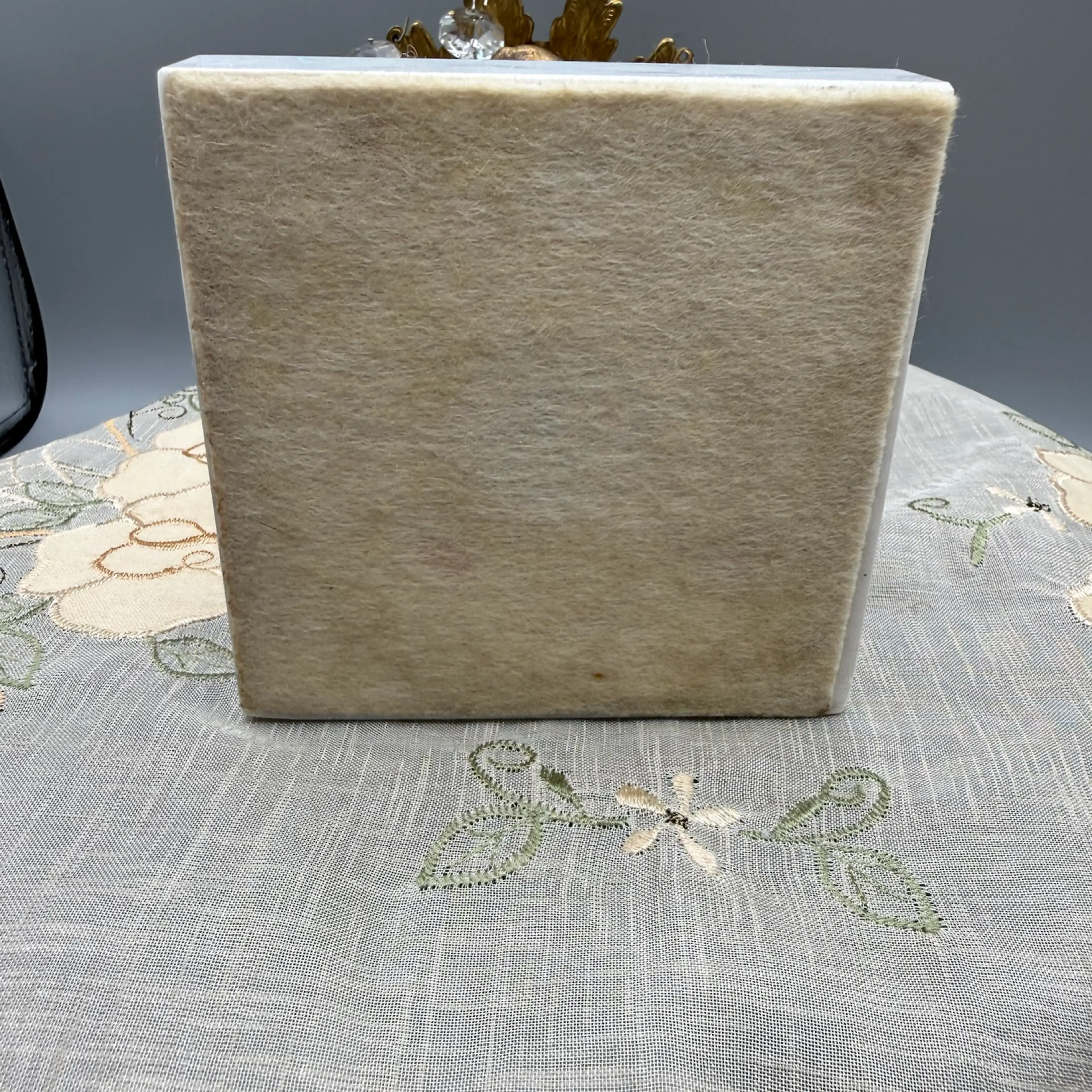 Image 4 of 8
