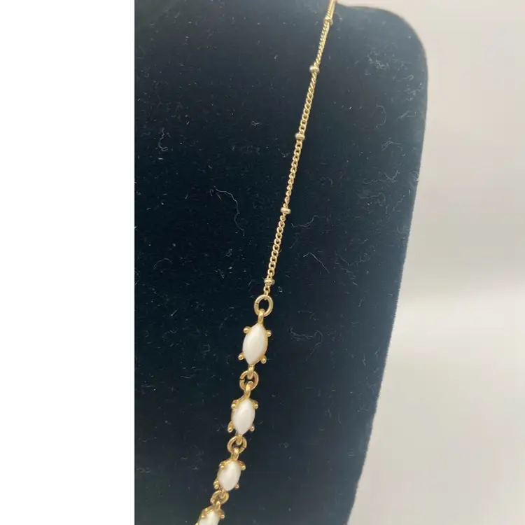 Nancy And Rise, Marked, Gold Toned & White Cabochon 10” Necklace