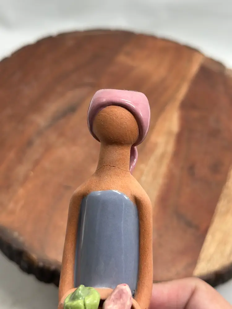 Vintage Artesania Lime Faceless Dominican Republic Terracotta Clay Pottery