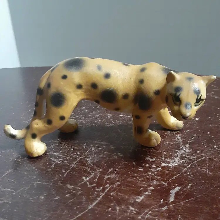 3pc Cheetah cat family