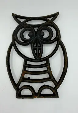 Vintage OWL Trivet Cast Iron Metal Kitchen Coaster Pot Rest Holder 5x7”