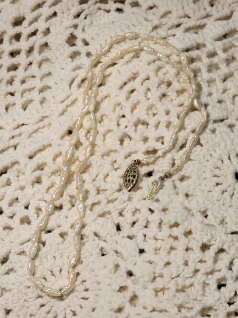 Vintage strand of freshwater pearls