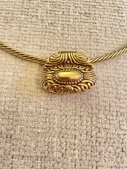 Retired Premier Designs Choker