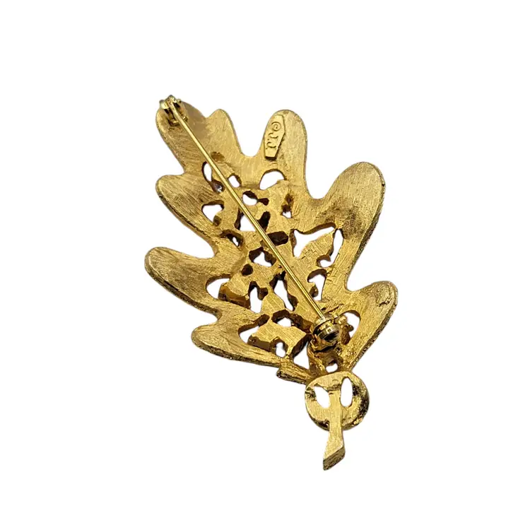 Vintage JJ Brushed Gold Tone Oak Leaf Brooch With Red Rhinestones