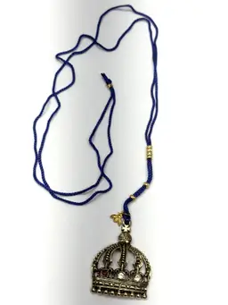 Vintage rhinestone crown blue necklace