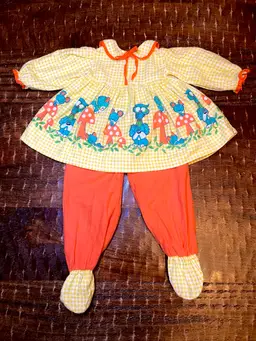 💛🍄Adorable Vintage Handmade Flannel Yellow Gingham Baby Footie Dress Set🍄💛