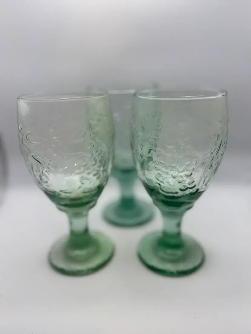 Set Of 3 Libby Orchard Fruit Spanish Green Water Goblets 8”