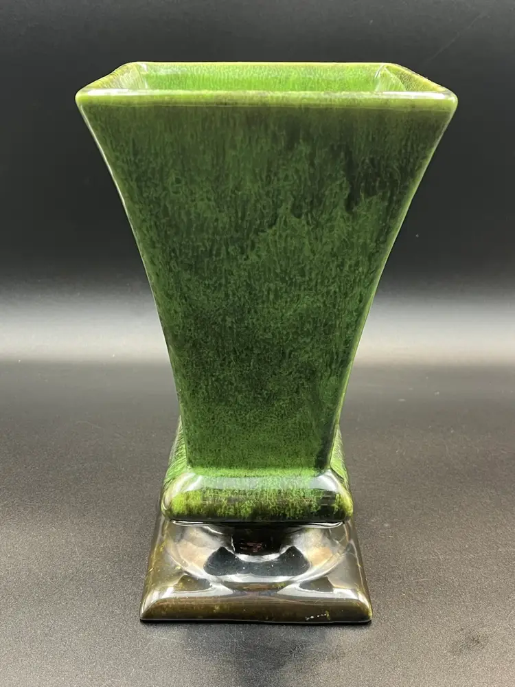 Vintage Green Haeger Pottery Vase