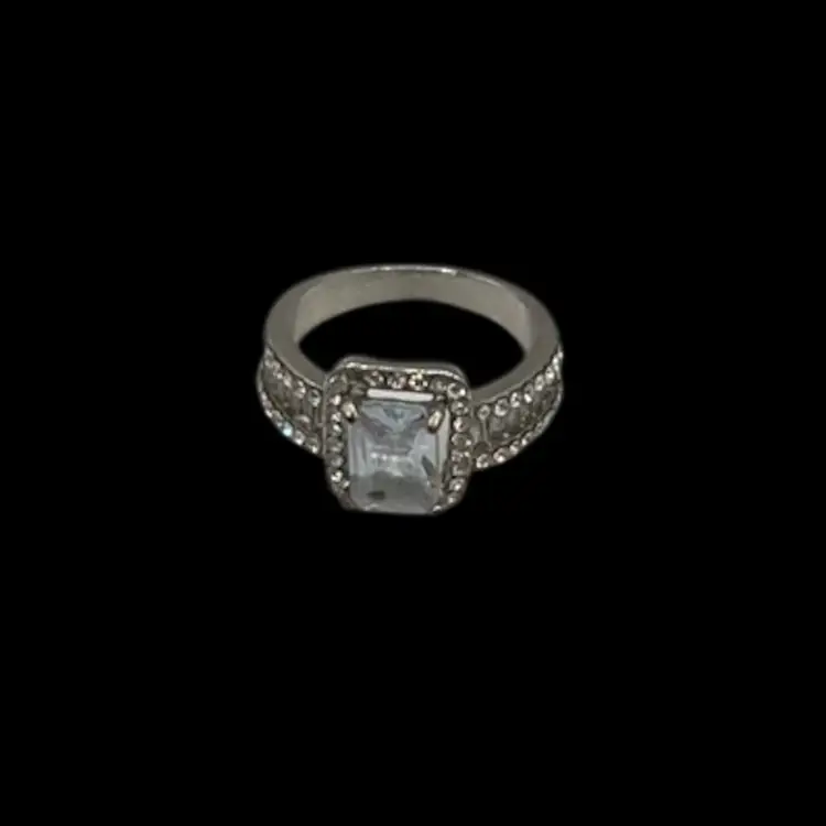 Silver Tone Fashion Ring Sz6 See Pics For Wear