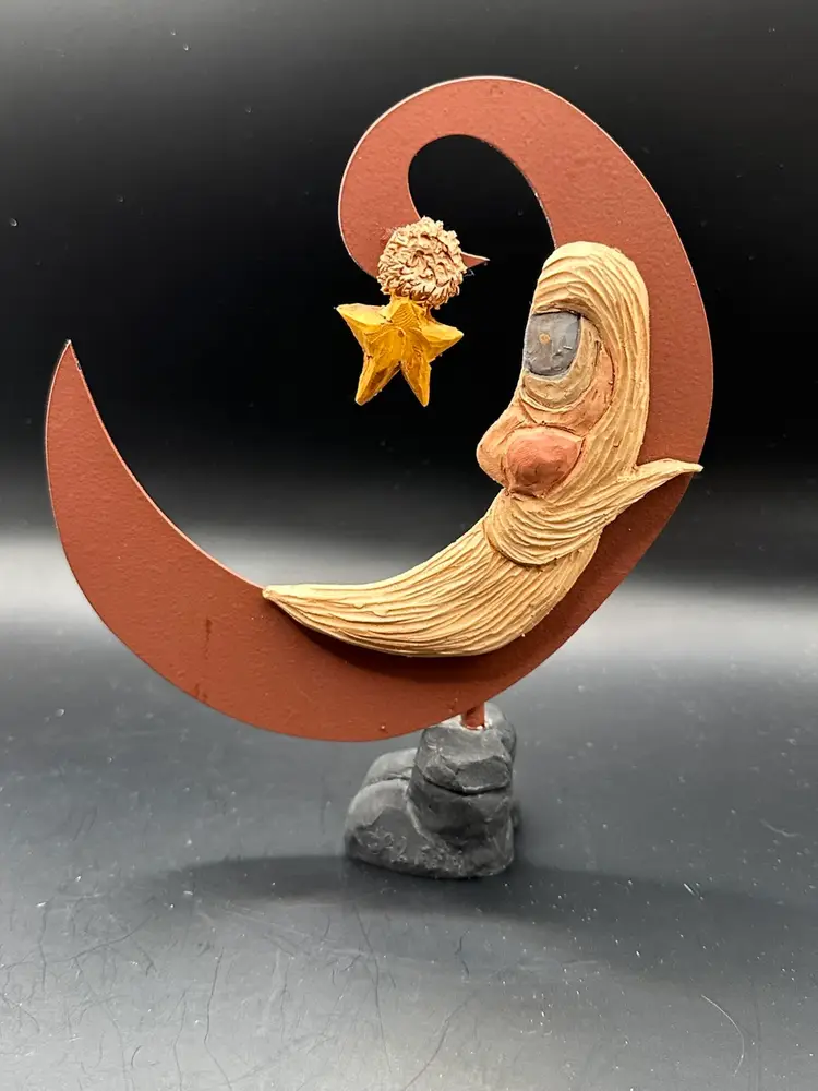 Santa Moon Crescent