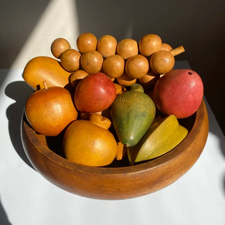 Vintage Hand Carved Wood Tropical Fruit Bowl Multicolor 13pc