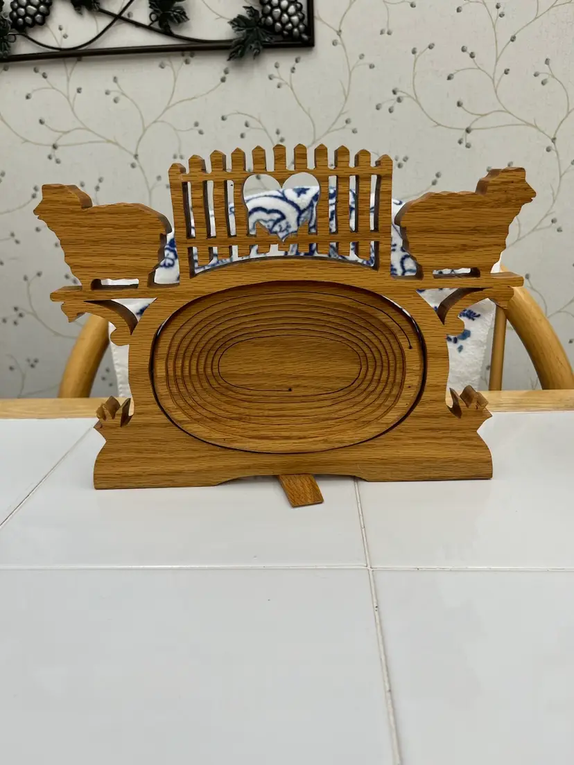 Collapsible Wooden Bowl with a Scandinavian Flaire