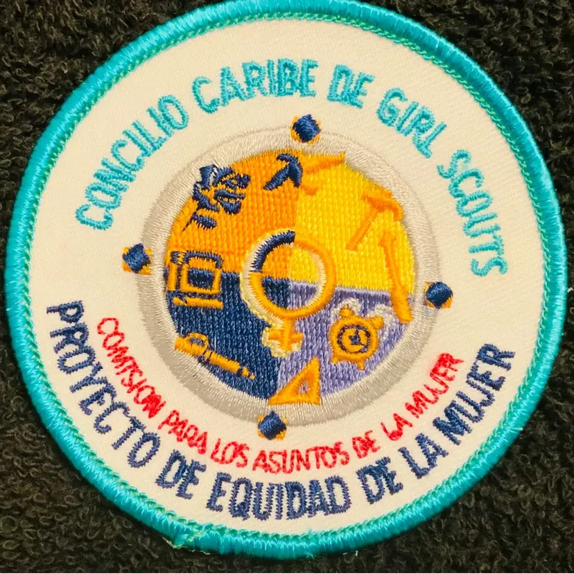 Vintage Scouting Fun Patch: Concilio Caribe De Girl Scouts Comision Para Los Asuntos De La Mujer Proyecto De Equidad De La Mujer 