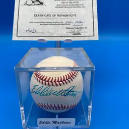 Eddie Mathews Autographed Rawlings National League Baseball w/ COA & Case