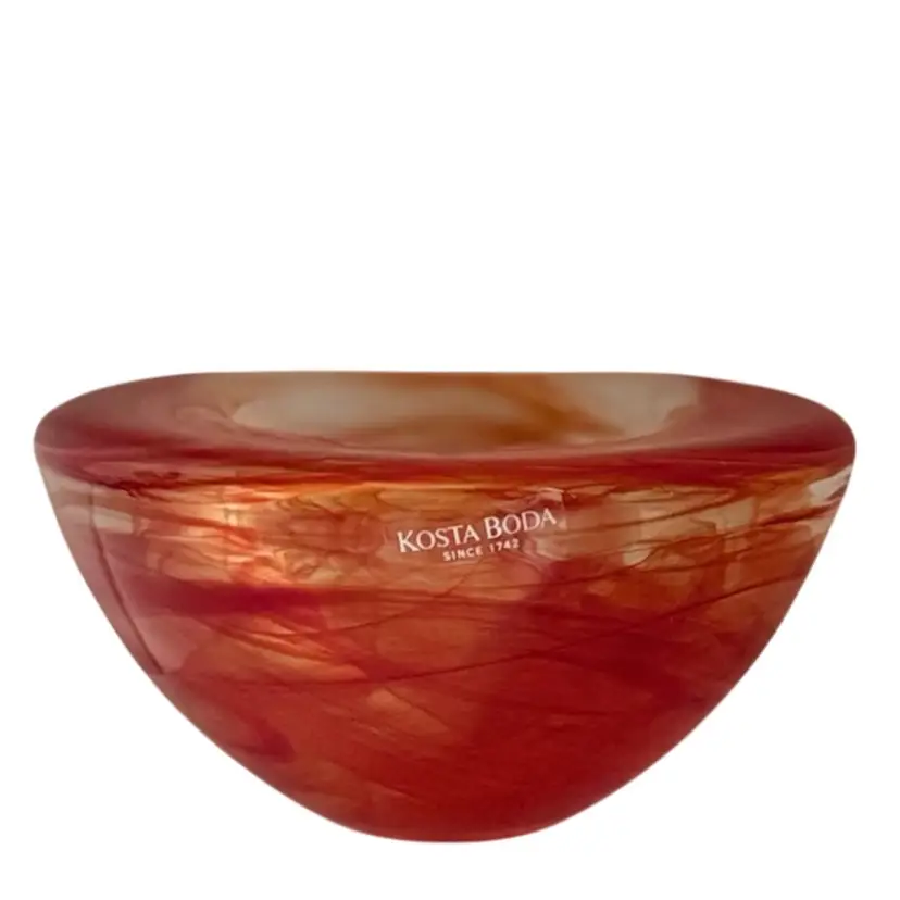 KOSTA BODA Atoll Votive Tea light Holder Swirl Art Glass By Anna Ehrner Sweden W/Labels Glows
2 -1/4” T x 4 -1/4”