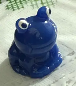 Very Tiny Blue Frog 🐸