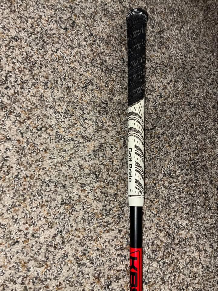 Srixon Zx Utility 2 Iron w/ Kbs Tour prototype X-stiff 95 Grams