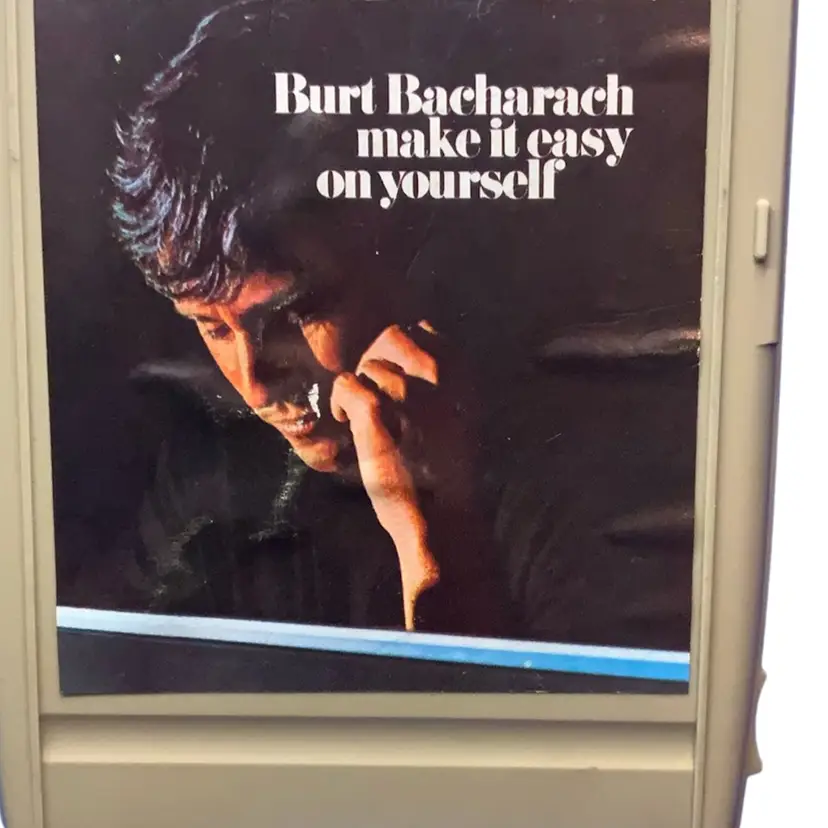 M018 Track Burt Bacharach Make It Easy On Yourself